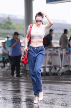 Phối đồ với quần baggy Jeans nữ dễ thương mà không đụng hàng