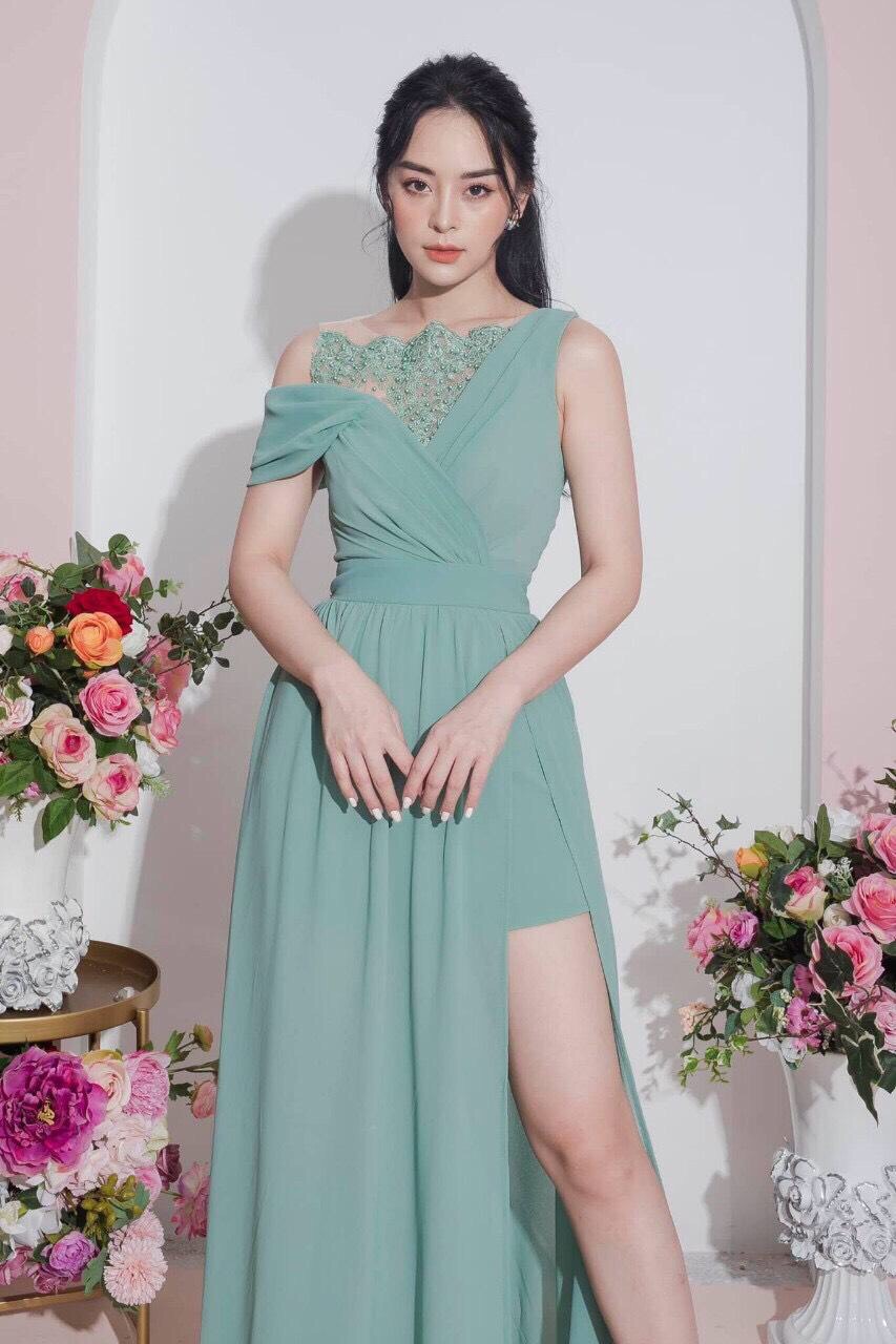 ĐẦM DẠ HỘI RỚT VAI ĐÍNH NGỌC -D446