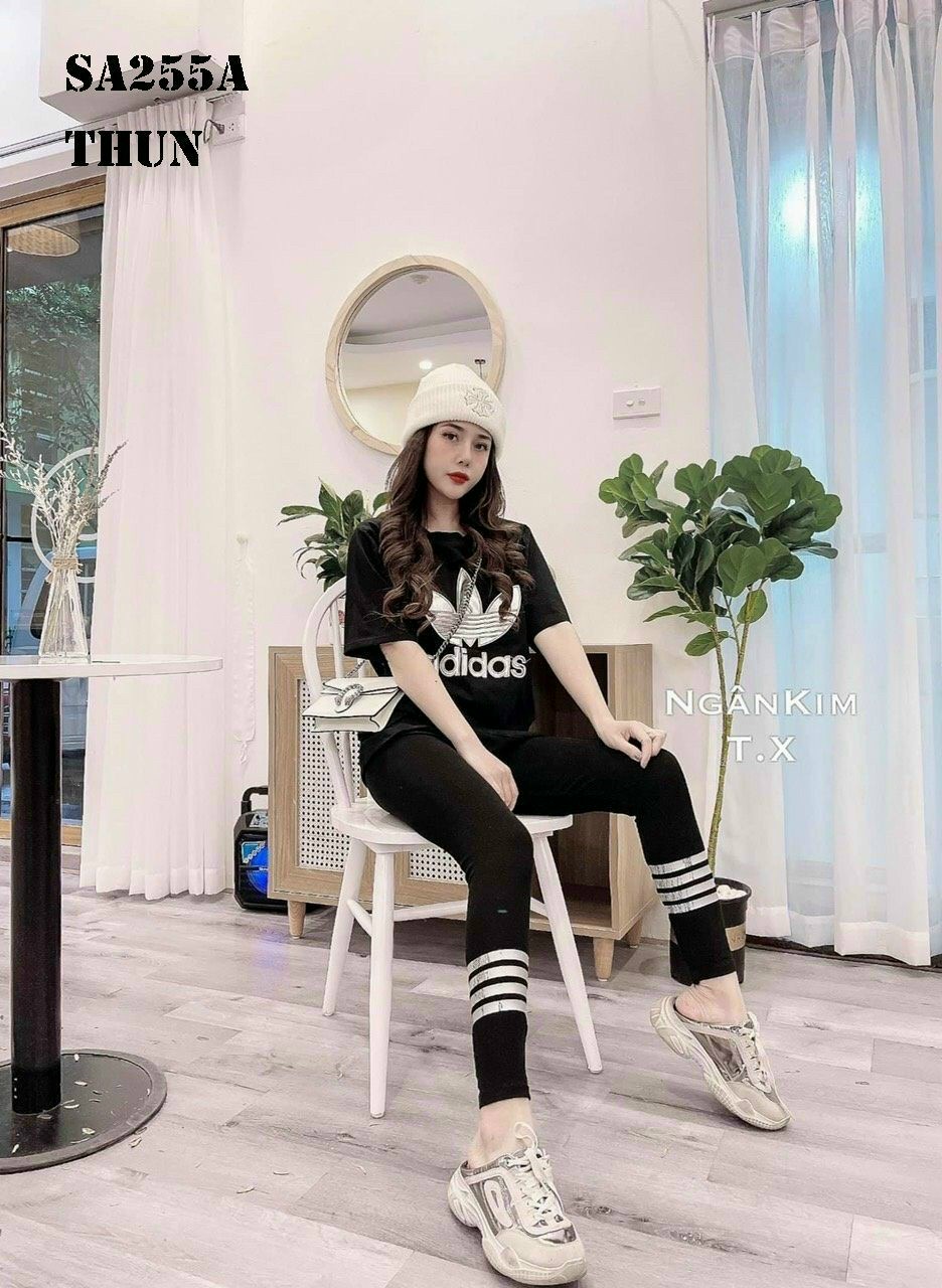 Set Bộ Thời Trang Adidas Phối Sọc - BTN186