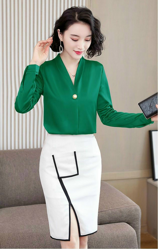 Áo Sơ Mi Kiểu Cổ V Đính Kèm Phụ Kiện - SM113
