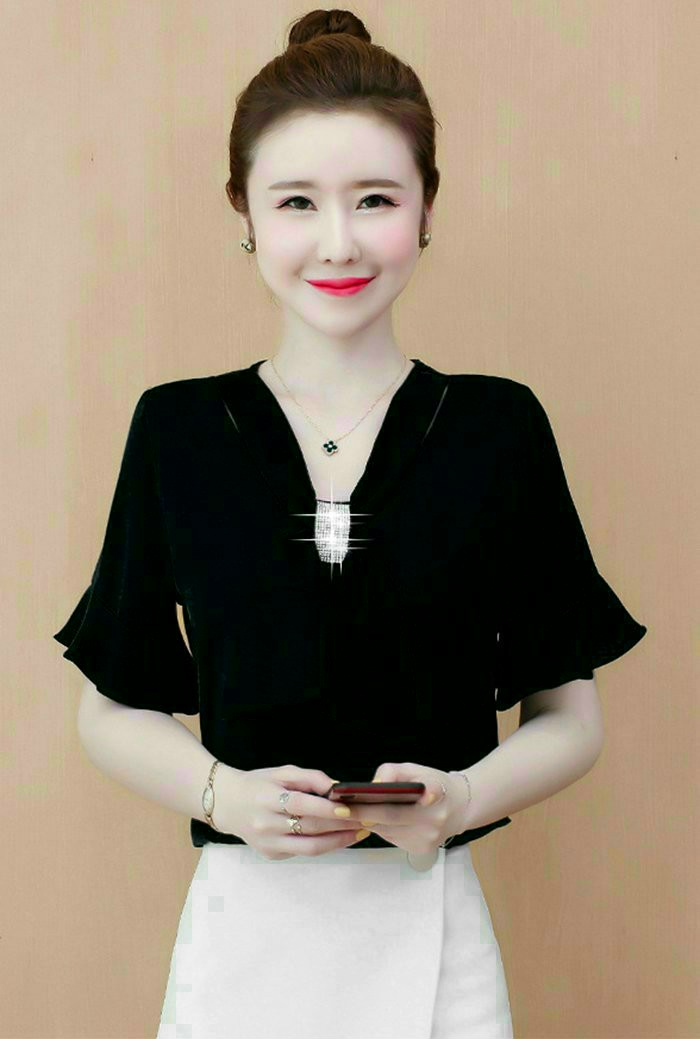 Áo Sơ Mi Trung Niên Đính Cườm Phối Tay Loe Xinh Xắn - SM116