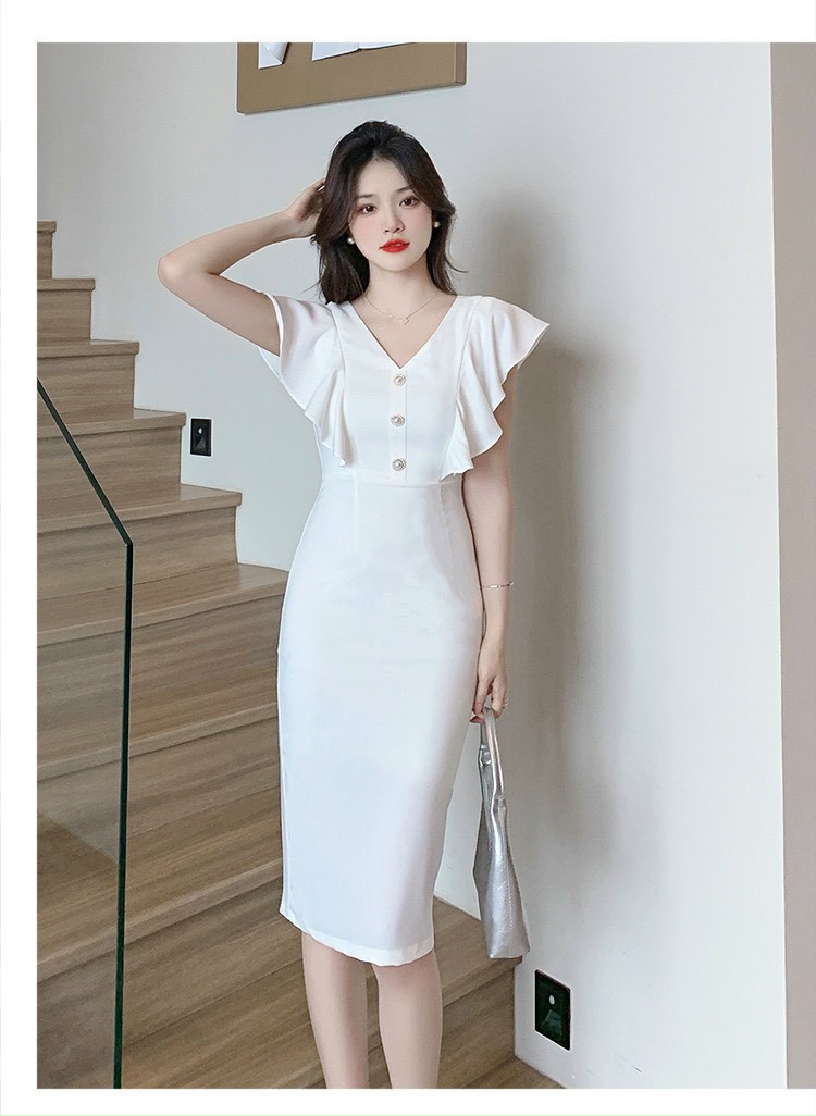 ĐẦM BODY CỔ V TAY BÈO CAO CẤP XINH XẮN -D1154