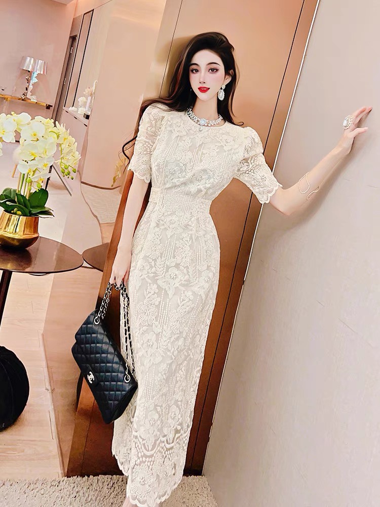 ĐẦM REN THÊU CAO CẤP SANG TRỌNG - D1208