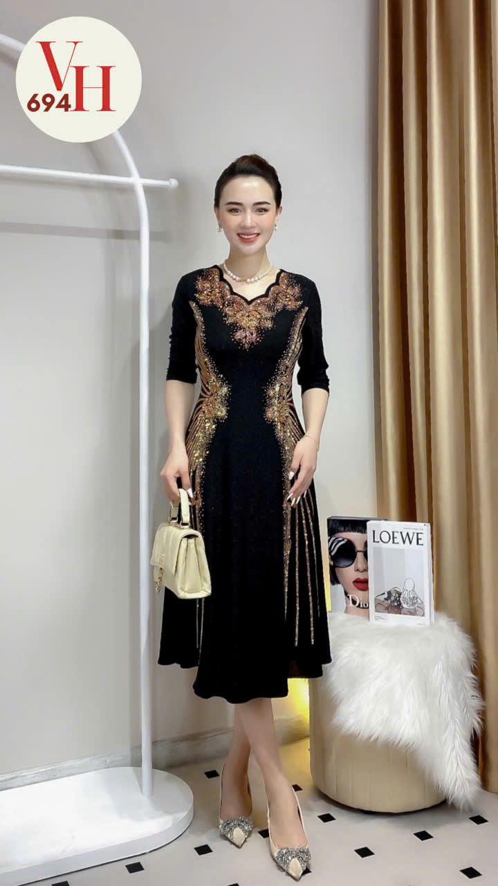 Đầm xòe trung niên thun kim sa ánh nhũ VH694