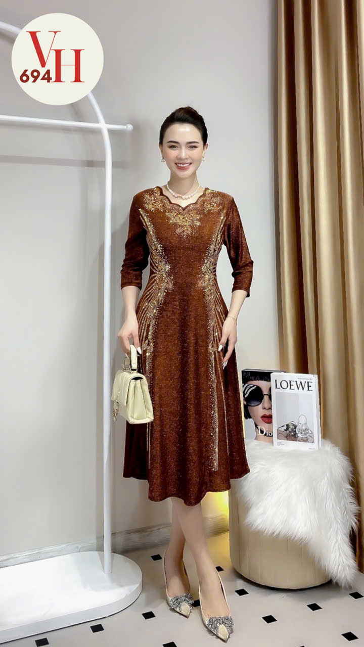 Đầm xòe trung niên thun kim sa ánh nhũ VH694