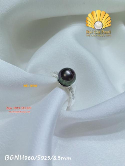 Nhẫn bạc cao cấp , đính ngọc tròn 8.5mm màu xanh đen ánh rêu NT10