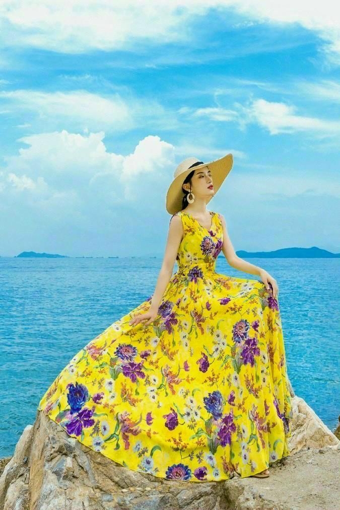 ĐẦM MAXI DÁNG HOA DÁNG DÀI CỔ TRÁI TIM CAO CẤP SANG TRỌNG-HN1146